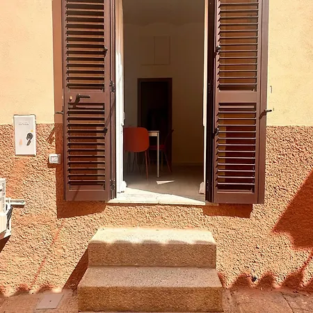 Lägenhet Vico Rosso - Milu Holidays La Maddalena (Sassari)